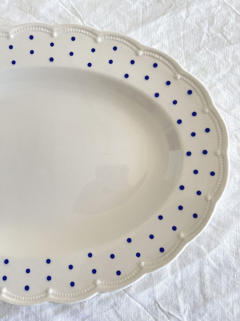 Plat ovale Boch Festival Points bleus