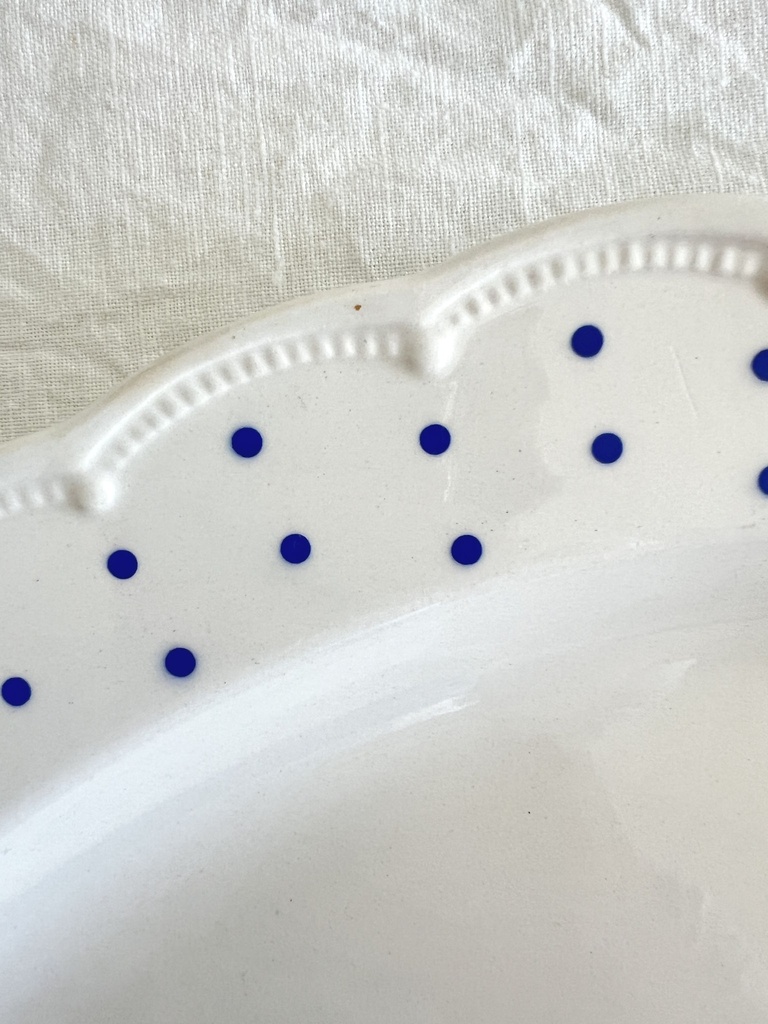 Plat ovale Boch Festival Points bleus