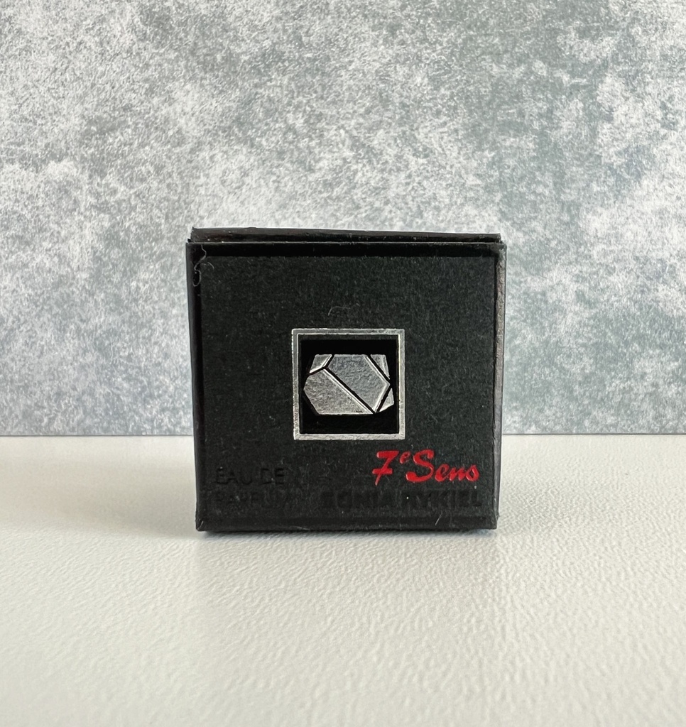 Miniature de parfum 7e sens de Sonia Rykiel