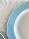 Lot de 2 grandes assiettes de service Boch Festival Opaline bleu