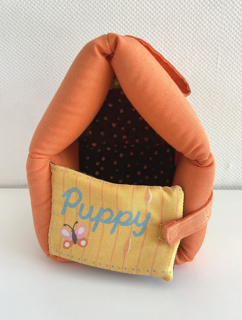 Peluche Puppy chiot dans sa niche - Fisher-Price 1977