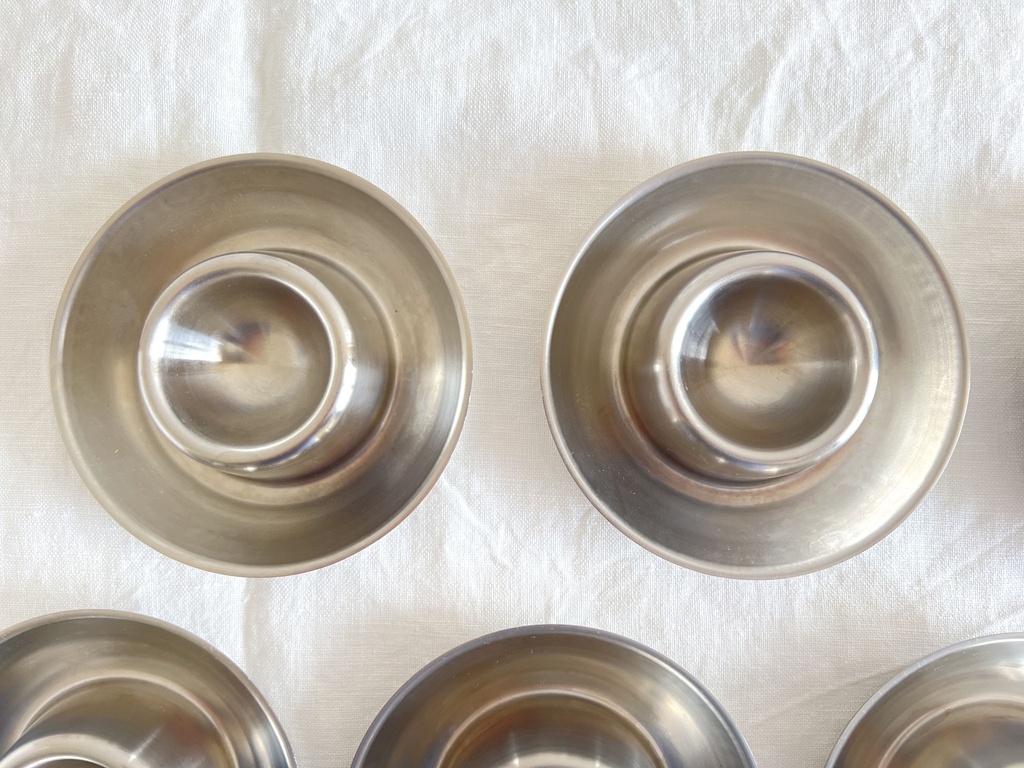 Ensemble de 6 coquetiers ronds en inox Menagia Baes