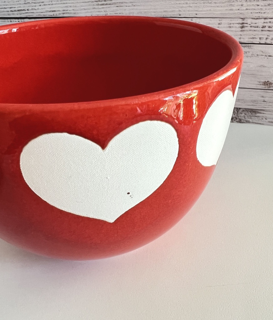 Grande tasse rouge à cœurs blancs Waechtersbach
