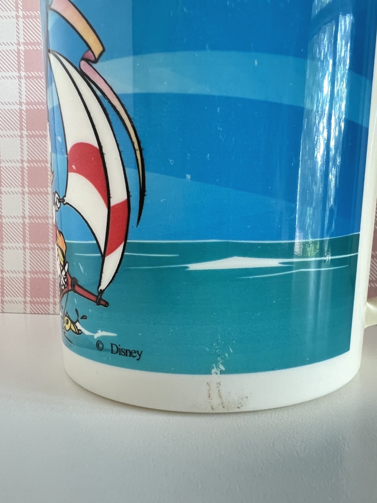 Tasse Donald et ses 3 neveux sur un bateau