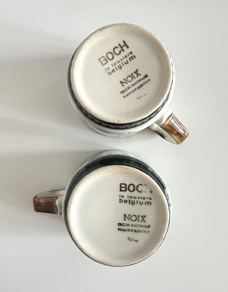 Lot de 2 petites tasses Boch Delta Noix