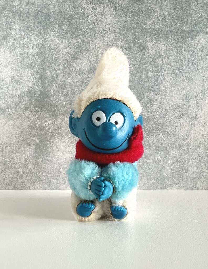 Peluche pince-doigt Schtroumpf avec écharpe rouge