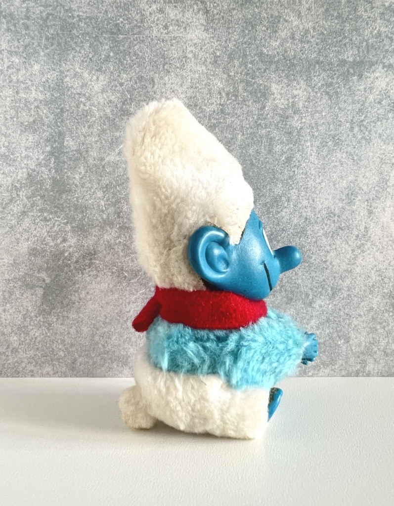 Peluche pince-doigt Schtroumpf avec écharpe rouge