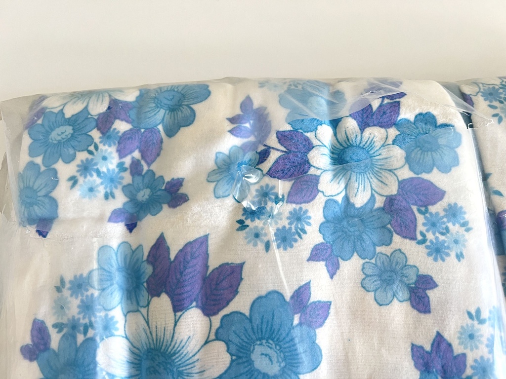 Parure de lit en pilou à fleurs bleues pour 2 personnes