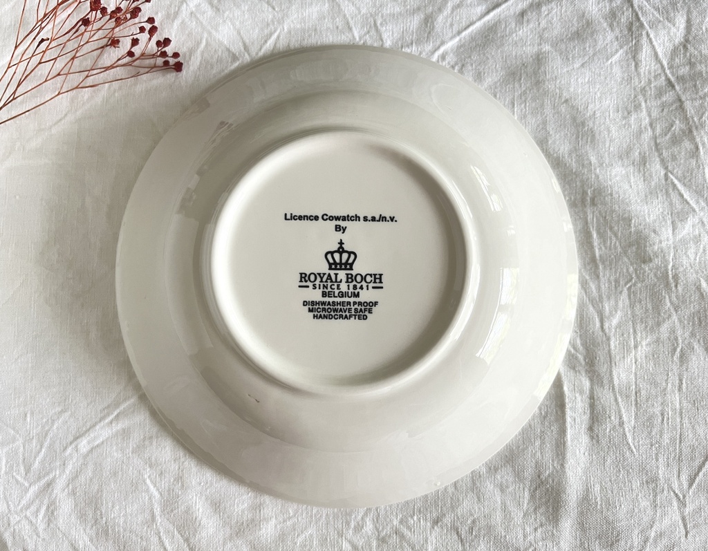 Assiette creuse Royal Boch La vache qui regarde passer les trains