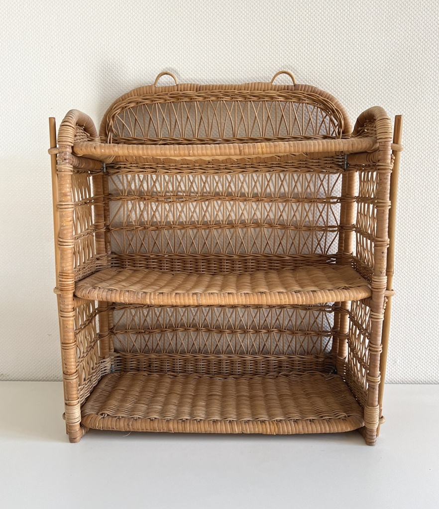 Étagère en rotin pliable