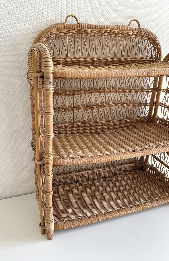 Étagère en rotin pliable