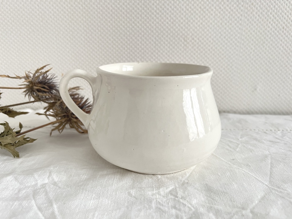 Bol à soupe avec liste d'ingrédients