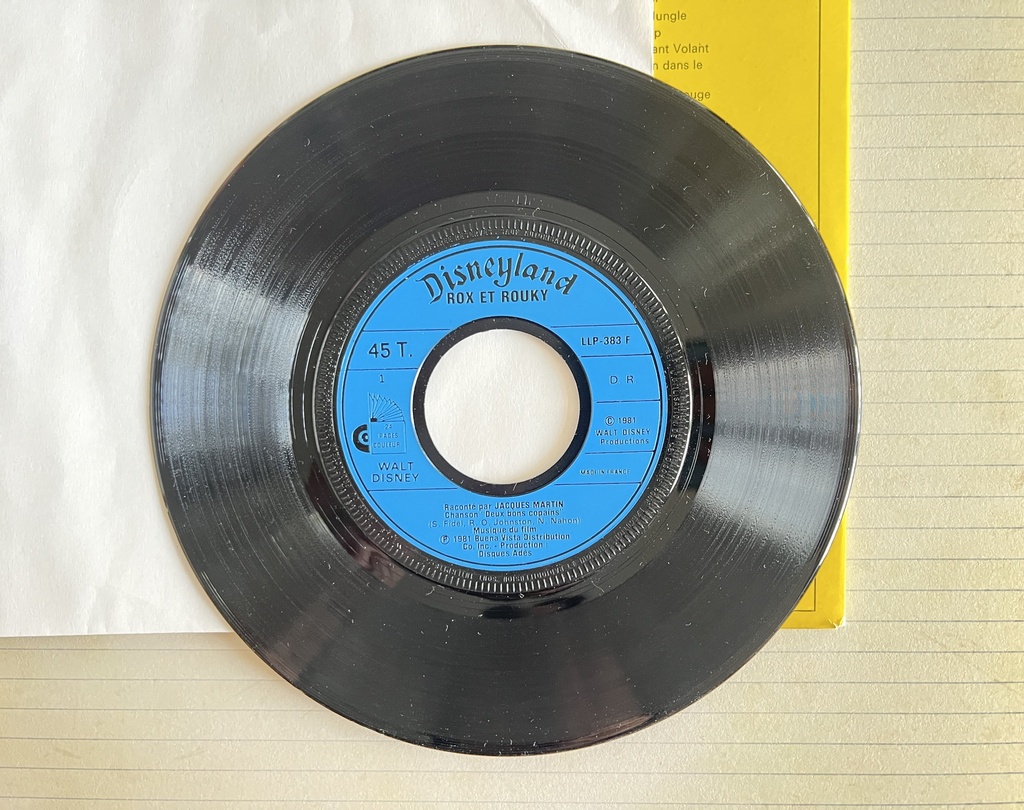 Livre disque 45 tours Rox et Rouky de Walt Disney