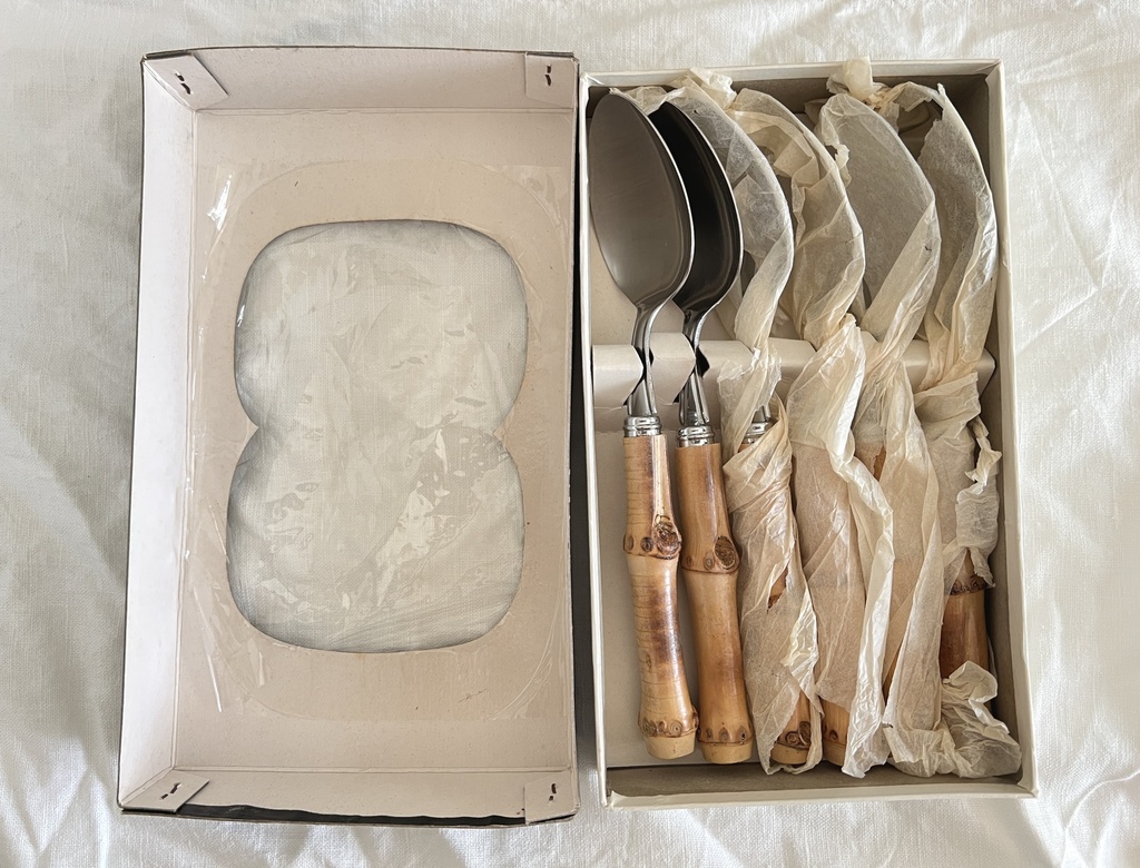 Boîte de 6 cuillères à soupe avec manche en bambou