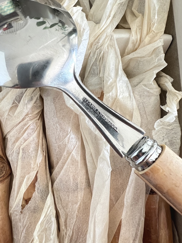 Boîte de 6 cuillères à soupe avec manche en bambou