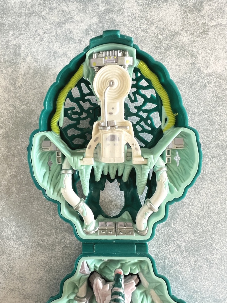 Mighty Max Liquidates The Ice Alien - 1992