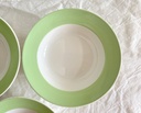 Lot de 4 assiettes creuses à bord vert pastel Zik Konakovo