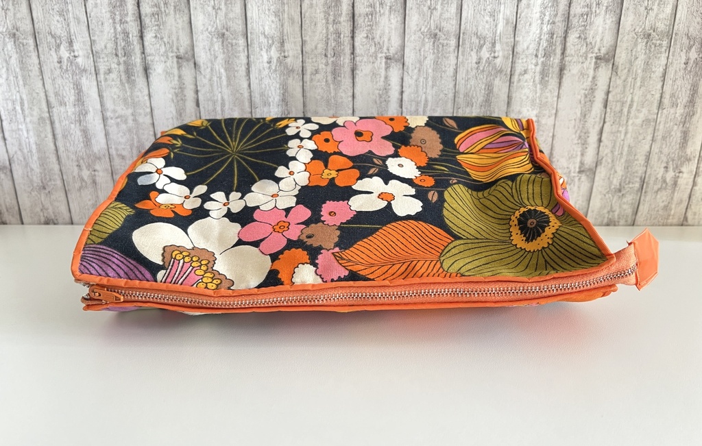 Trousse de toilette fleurie