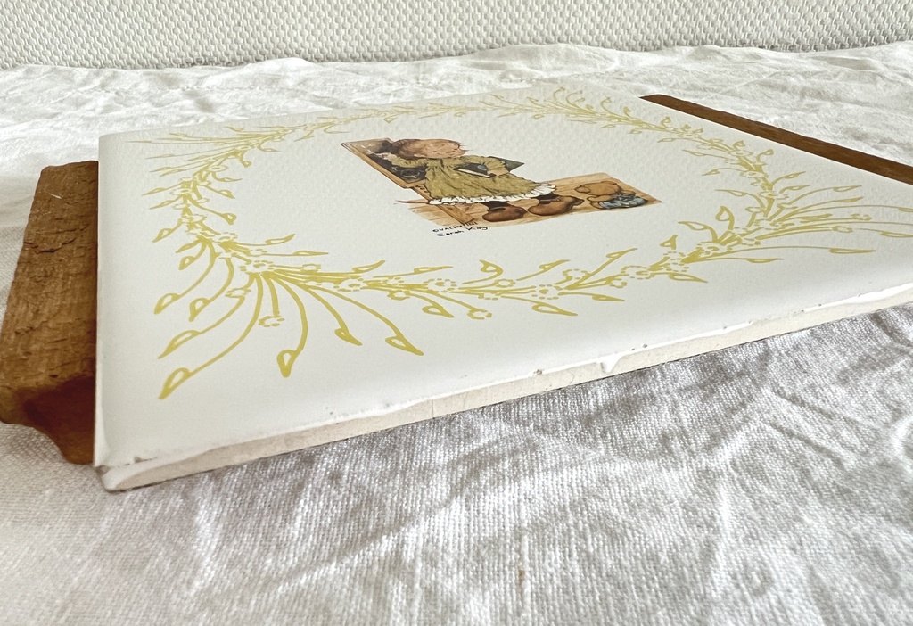 Sous-plat en céramique et poignées en bois Sarah Kay