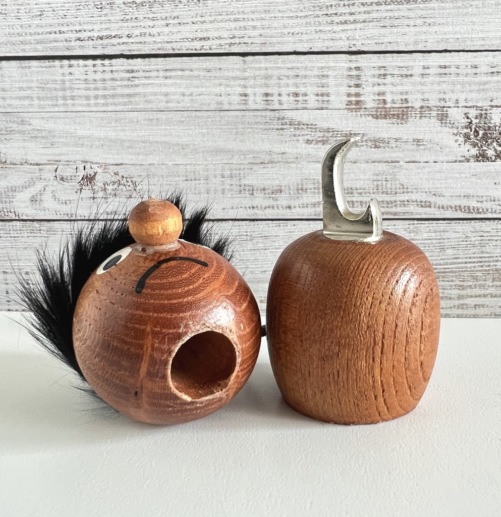 Décapsuleur diablotin en bois avec cheveux