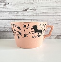 Tasse à chocolat et sous-tasse rose à décor de lion Sarreguemines