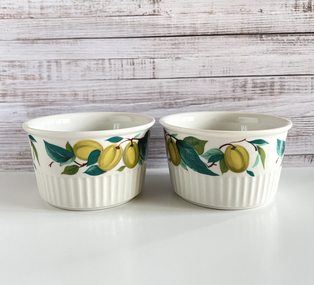 Lot de 4 ramequins à soufflé décor de prunes Villeroy & Boch