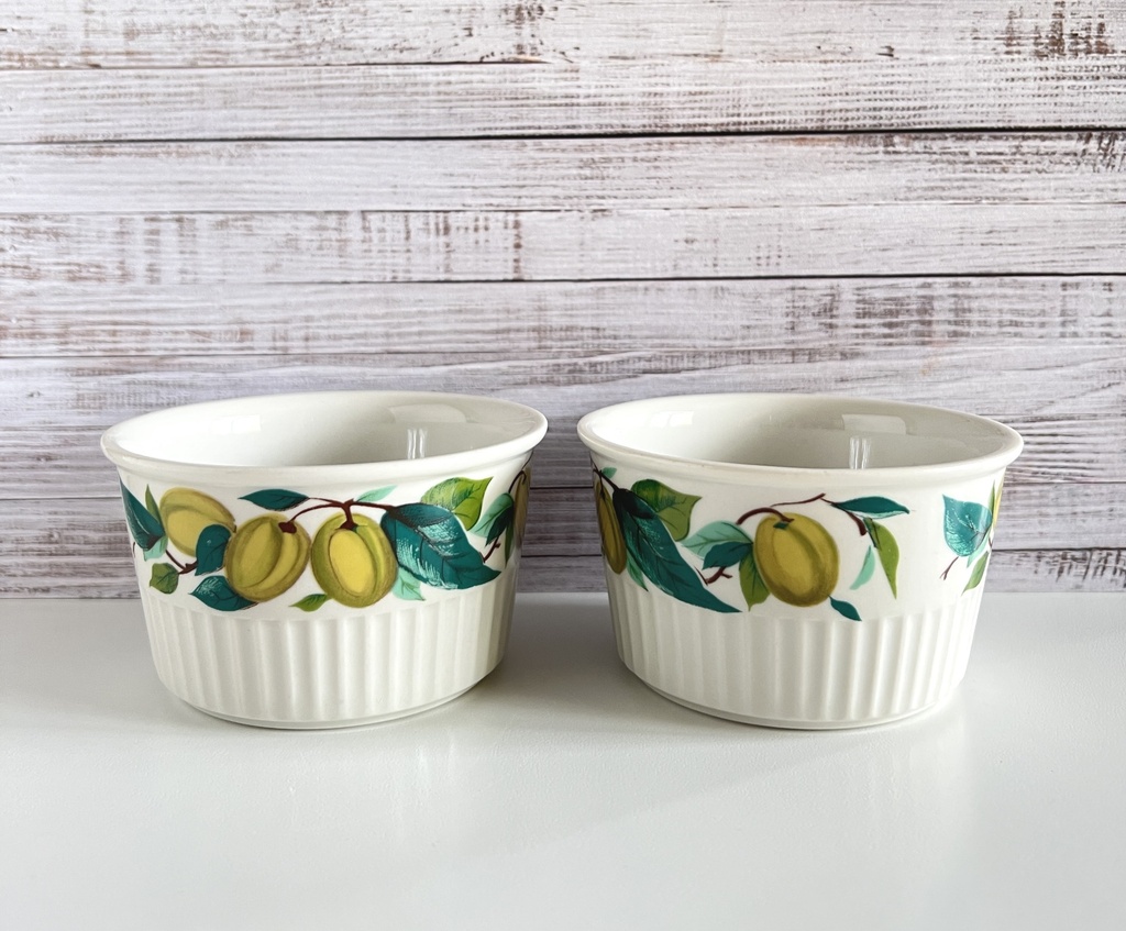 Lot de 4 ramequins à soufflé décor de prunes Villeroy & Boch