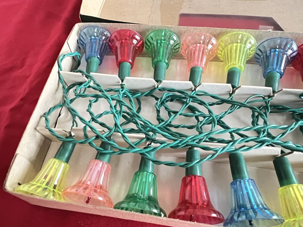 Ancienne guirlande lumineuse multicolore