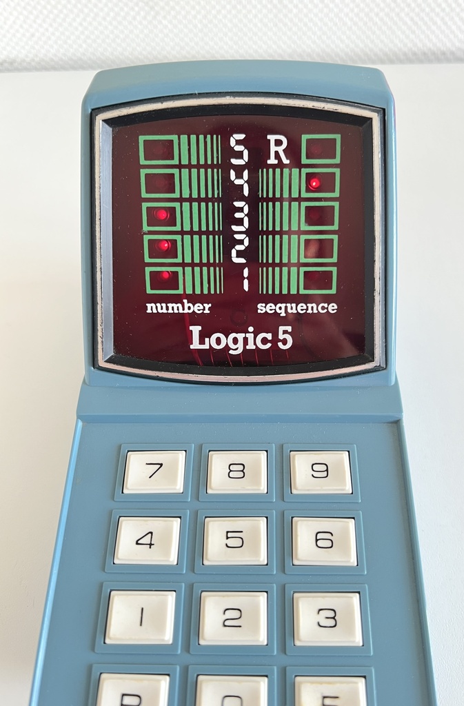 Jeu électronique Logic 5 - 1977