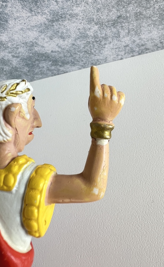 Figurine César d'Astérix - M. D. Toys 1994