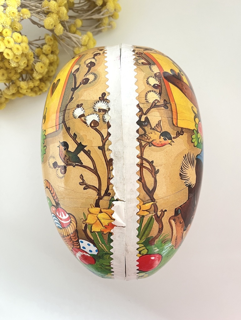 Grande boîte œuf en carton / papier mâché