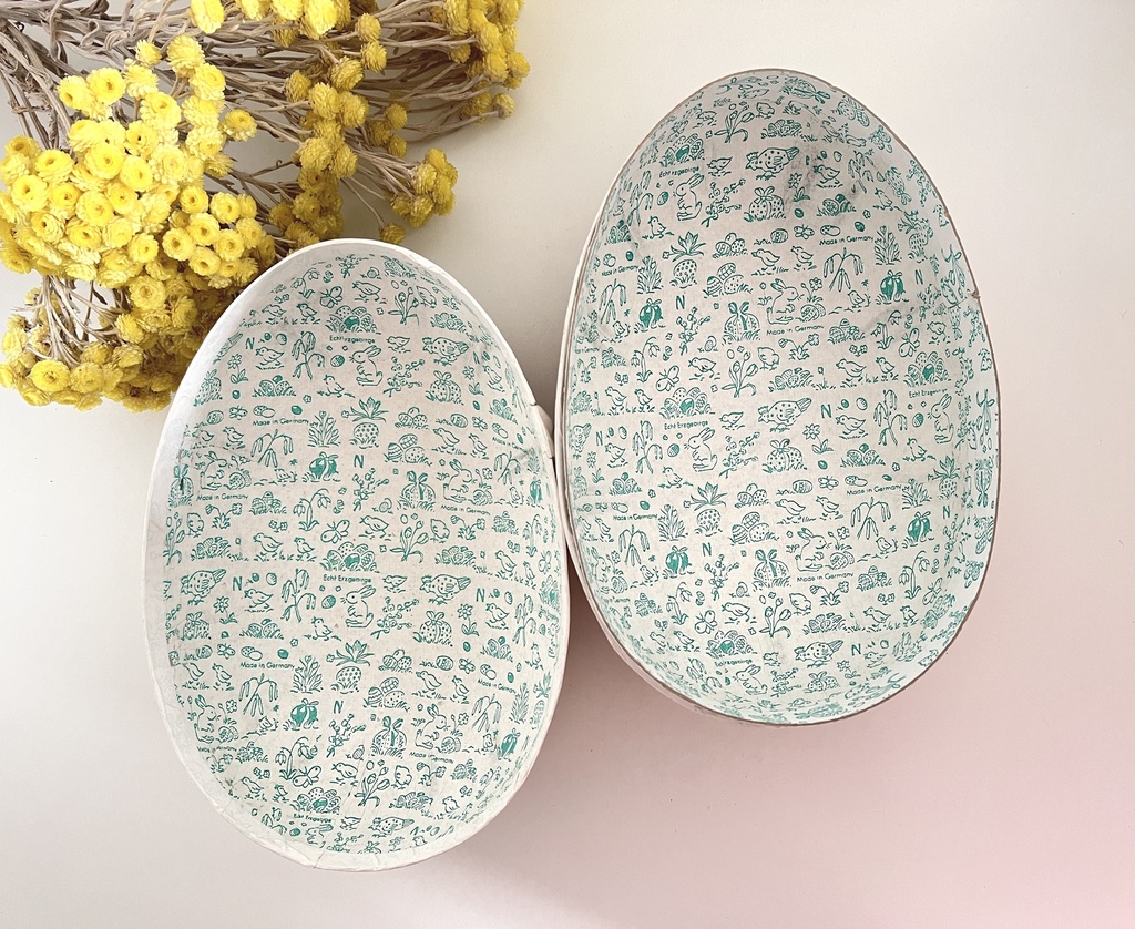 Grande boîte œuf en carton / papier mâché