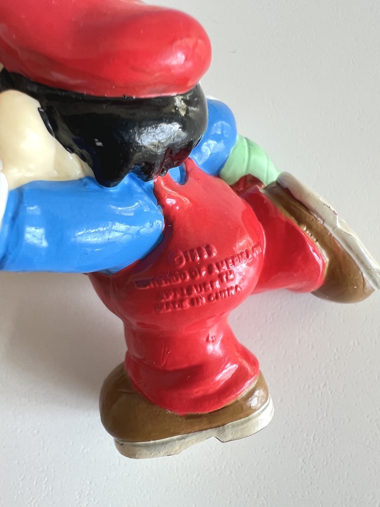 Figurine Mario avec navet - Applause 1989