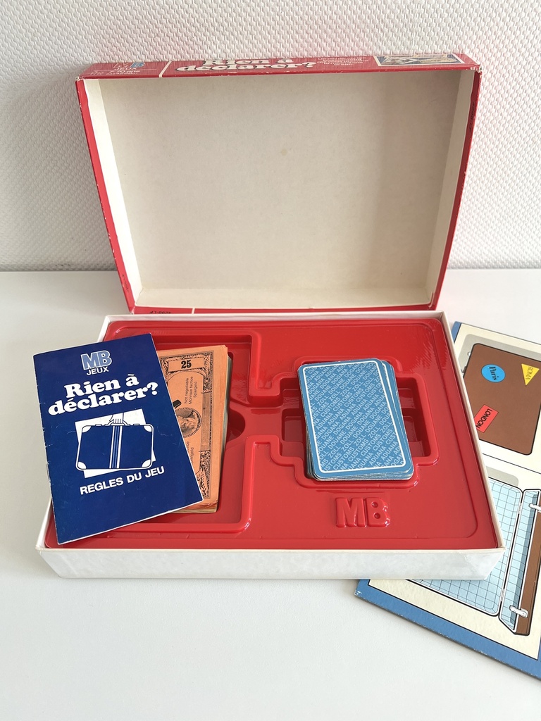 Jeu de société Rien à déclarer ? - MB 1981
