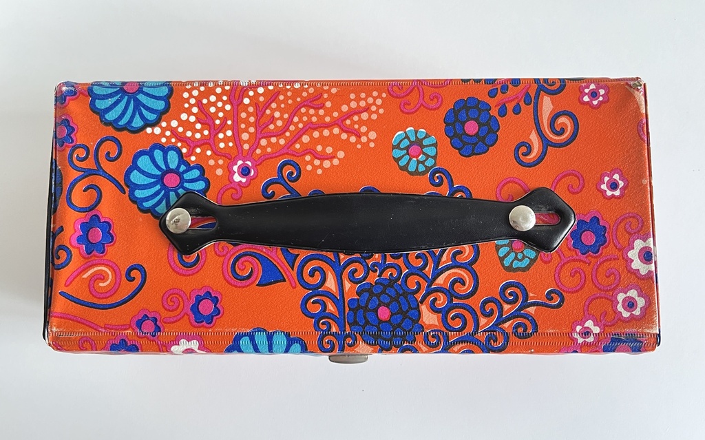 Valisette de rangement orange à fleurs colorées pour cassette audio