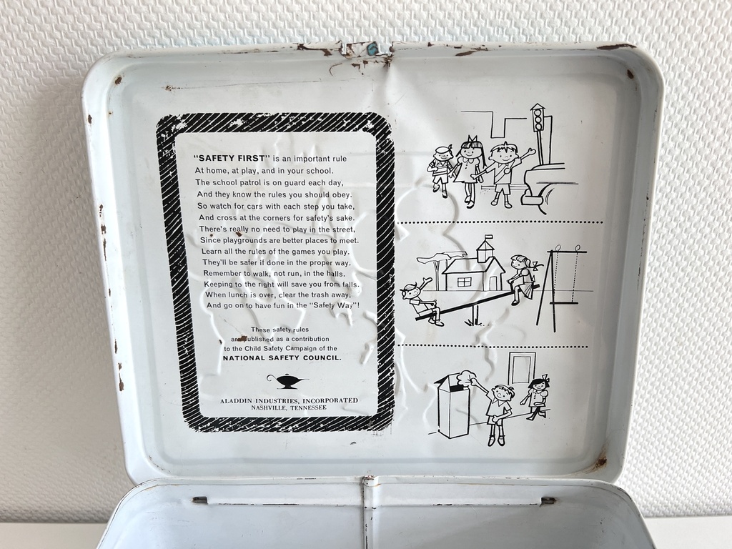 Boîte à lunch en métal Walt Disney World