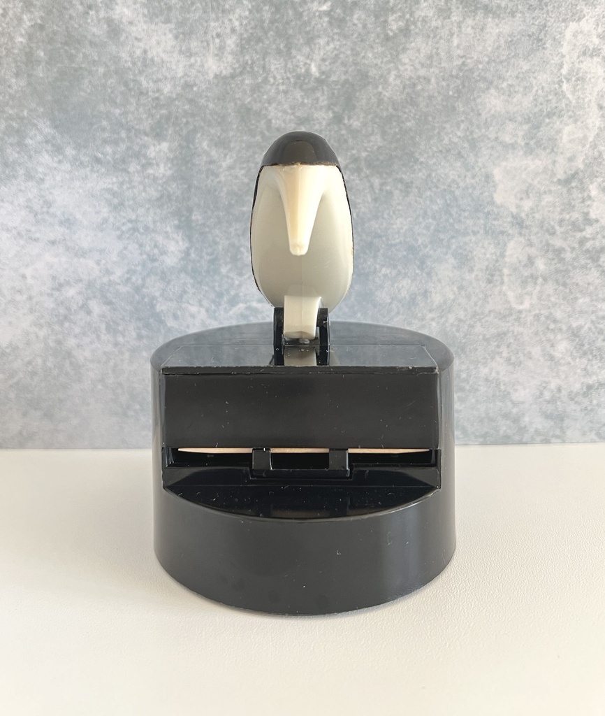 Distributeur de cure-dents pingouin