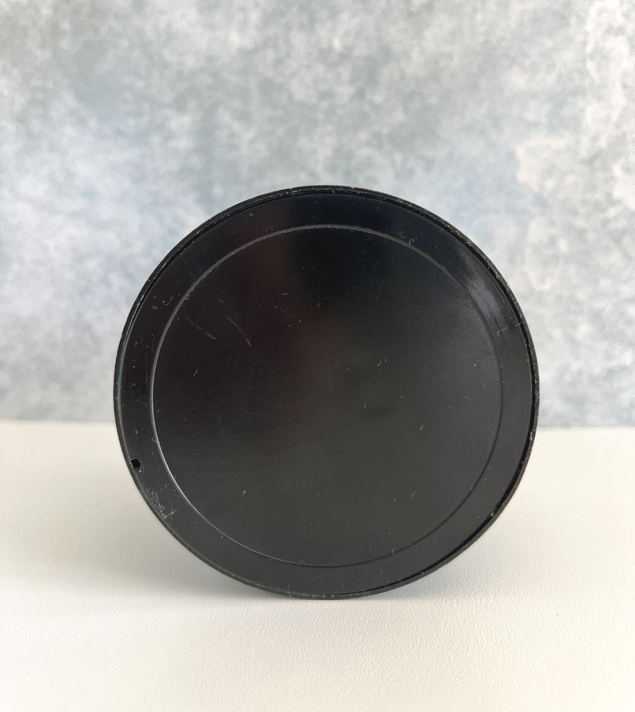 Distributeur de cure-dents pingouin