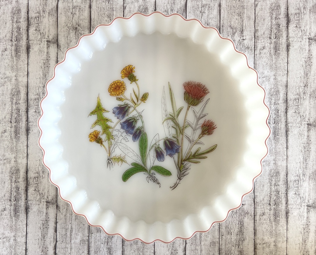 Plat à tarte Arcopal Calice motif botanique