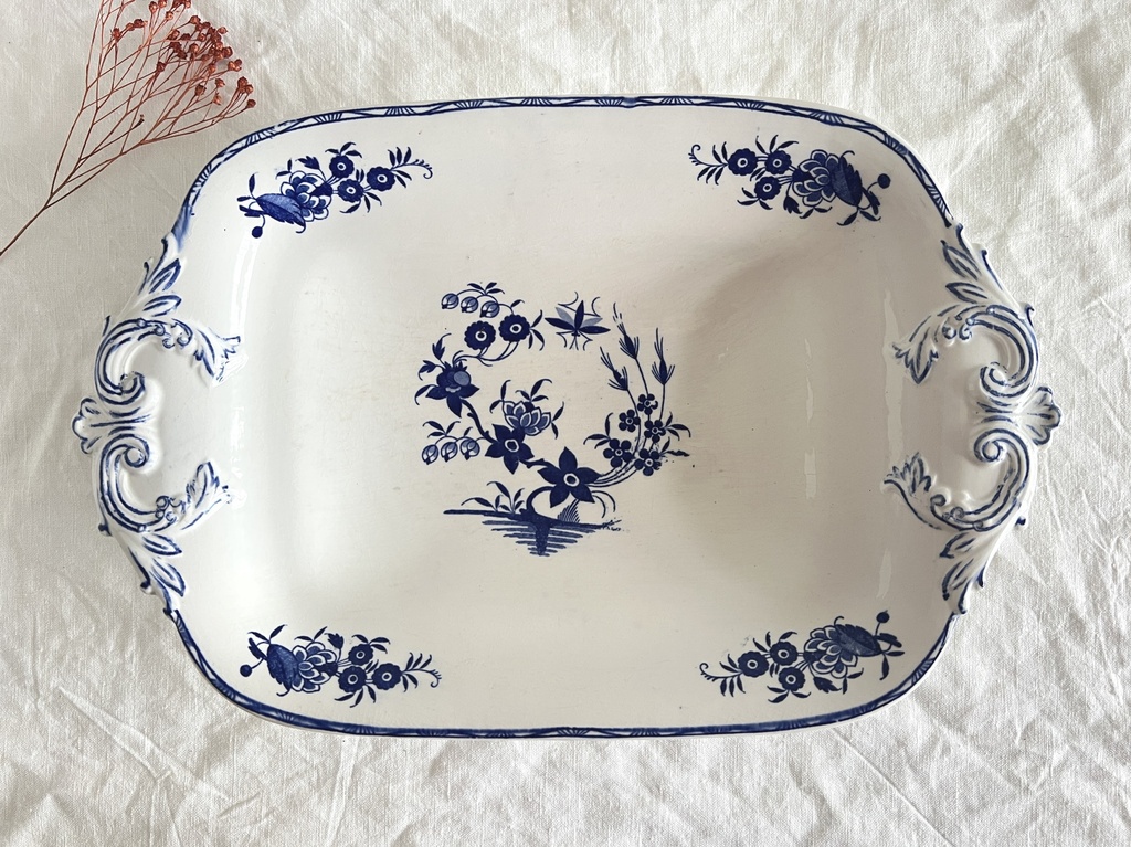 Plat ovale à anses Boch Grand Bouquet