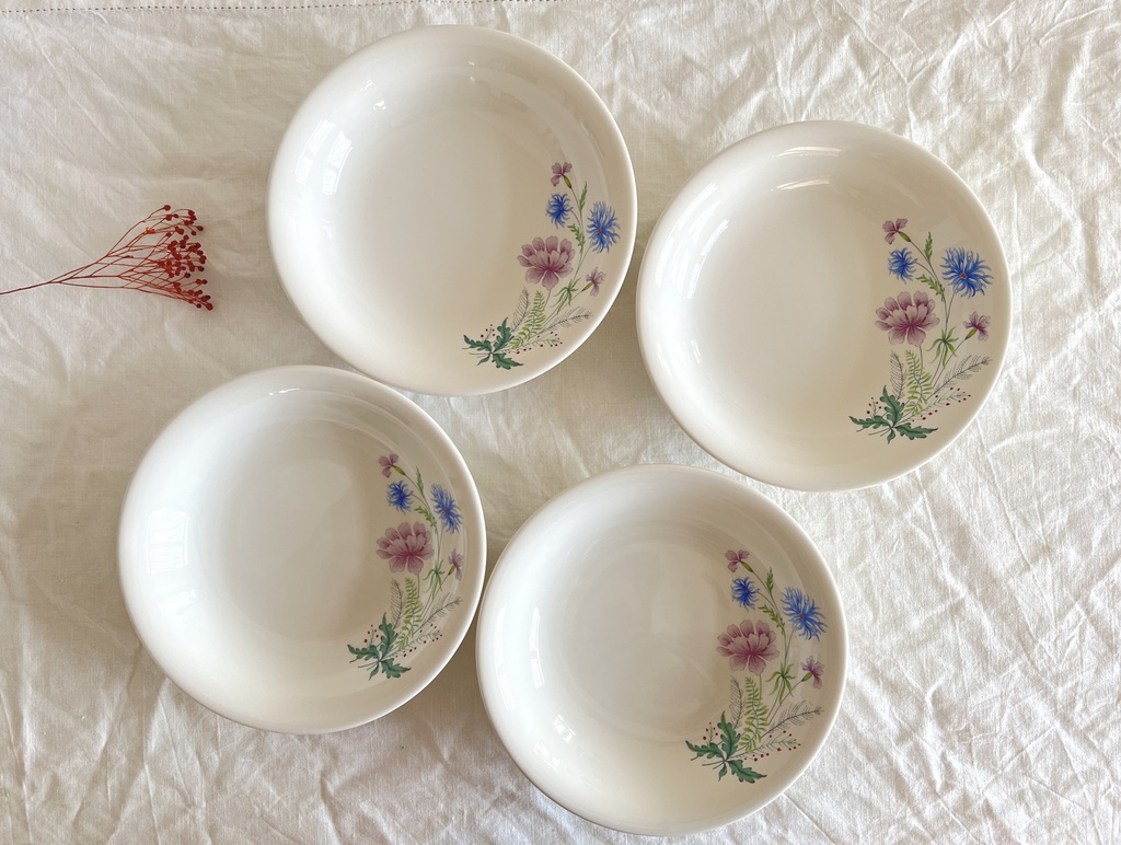 Lot de 4 assiettes creuses Boch Trois Fleurs