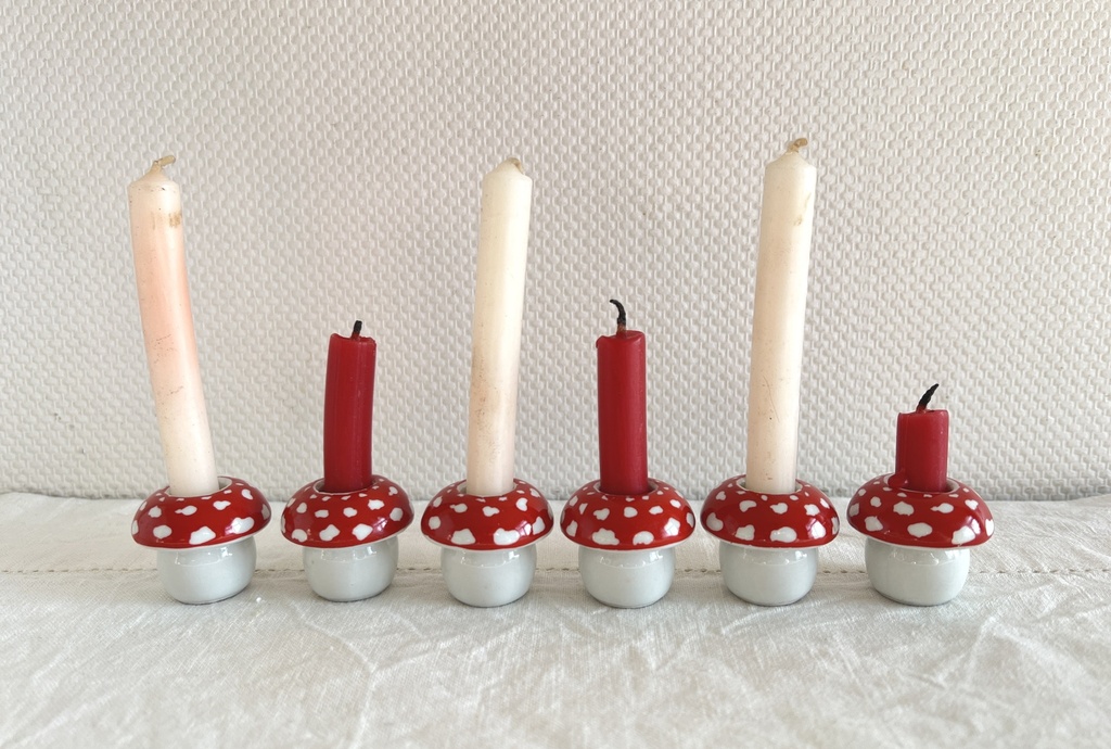 Ensemble de 6 petits bougeoirs champignon Funny Design