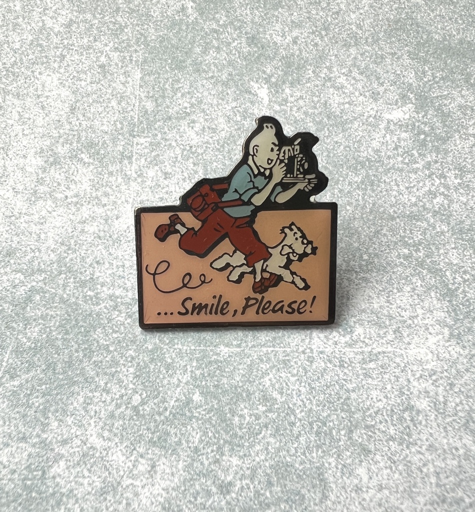 Pin's Tintin et Milou ...Smile, Please!