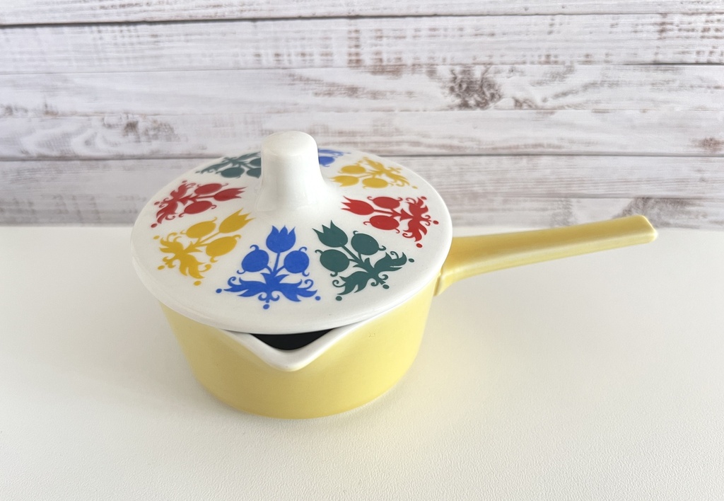 Chauffe-beurre jaune pastel avec couvercle fleuri Villeroy & Boch
