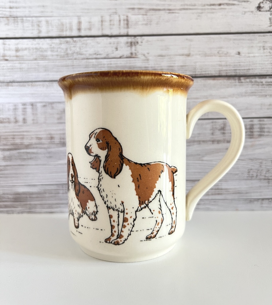 Tasse Biltons au décor de chiens