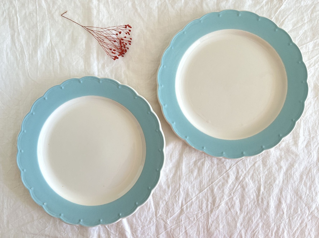 Lot de 2 grandes assiettes de service Boch Festival Opaline bleu