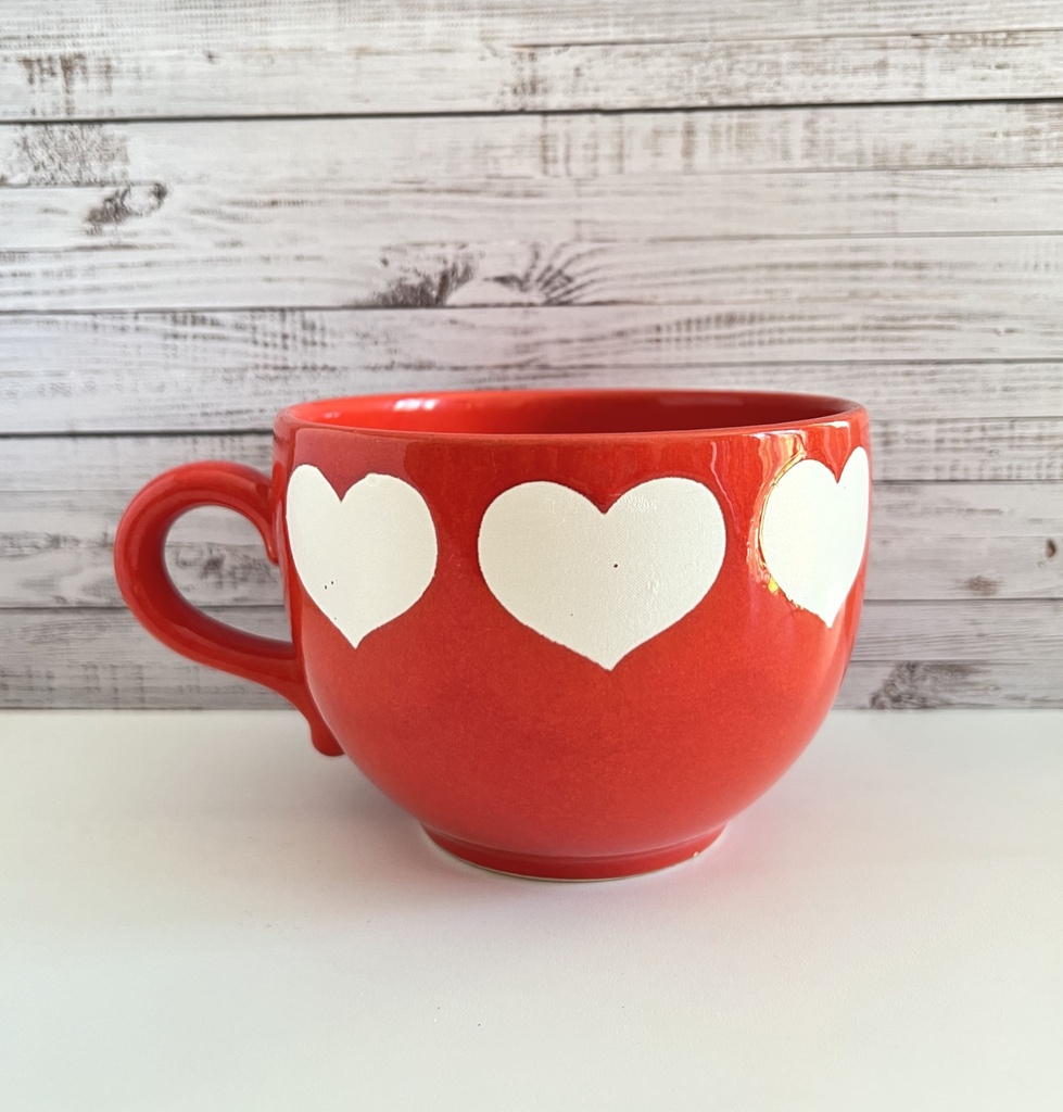Grande tasse rouge à cœurs blancs Waechtersbach