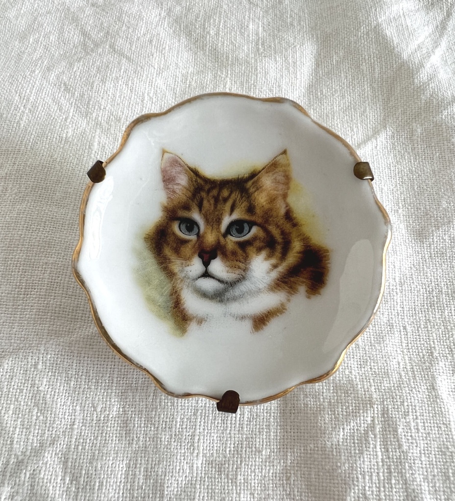 Assiette miniature à motif de tête de chat roux Limoges
