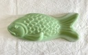Moule à pudding en céramique en forme de poisson vert amande