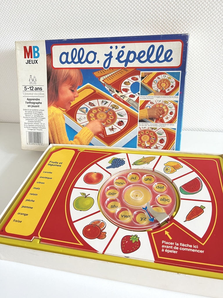 Jeu de société allo, j'épelle